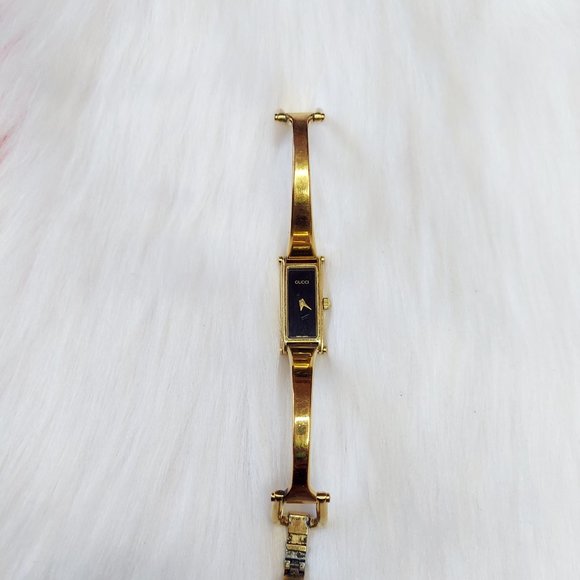 Gucci bangle watch - Picture 4 of 5